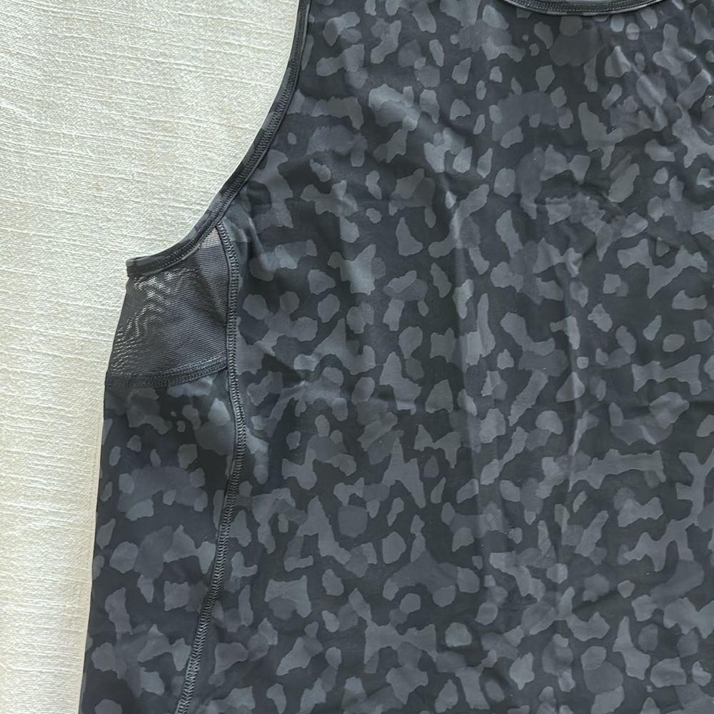 Lululemon Patterned Flow Tank Top - Picture 2 of 6